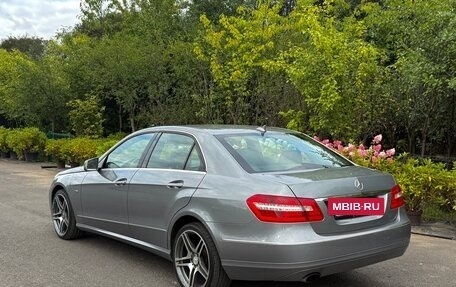 Mercedes-Benz E-Класс, 2009 год, 935 000 рублей, 8 фотография