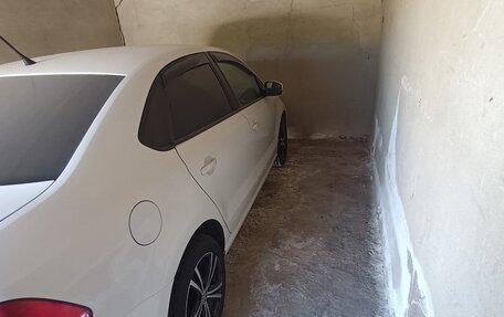 Volkswagen Polo VI (EU Market), 2011 год, 820 000 рублей, 12 фотография