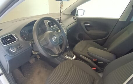 Volkswagen Polo VI (EU Market), 2011 год, 820 000 рублей, 17 фотография