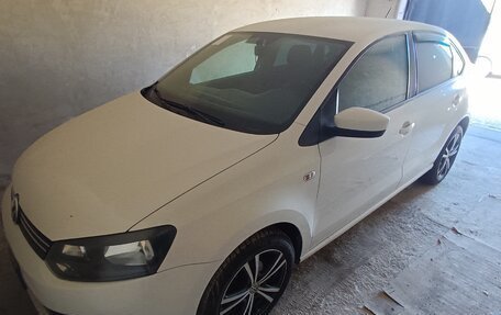 Volkswagen Polo VI (EU Market), 2011 год, 820 000 рублей, 15 фотография