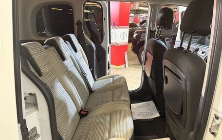 Renault Kangoo II рестайлинг, 2012 год, 679 000 рублей, 10 фотография