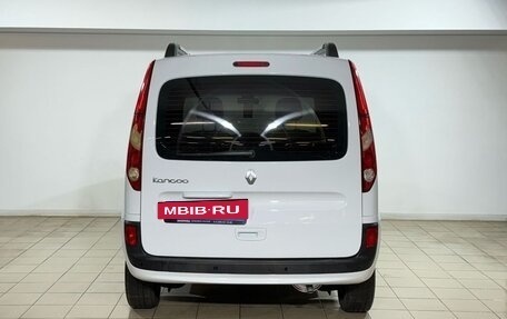 Renault Kangoo II рестайлинг, 2012 год, 679 000 рублей, 5 фотография