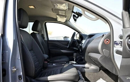 Nissan Navara (Frontier), 2025 год, 4 740 000 рублей, 17 фотография