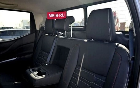 Nissan Navara (Frontier), 2025 год, 4 740 000 рублей, 19 фотография