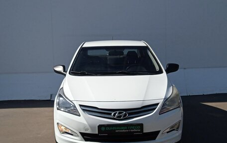 Hyundai Solaris II рестайлинг, 2015 год, 845 000 рублей, 2 фотография