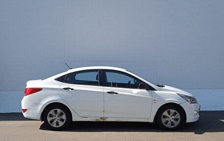 Hyundai Solaris II рестайлинг, 2015 год, 845 000 рублей, 4 фотография