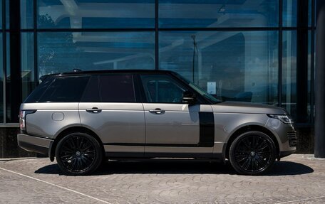 Land Rover Range Rover IV рестайлинг, 2020 год, 10 990 000 рублей, 7 фотография