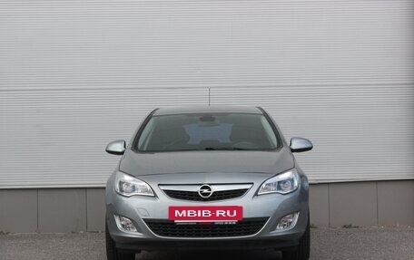 Opel Astra J, 2010 год, 675 000 рублей, 3 фотография