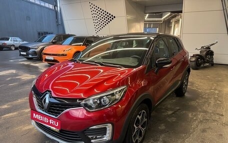 Renault Kaptur I рестайлинг, 2019 год, 1 750 000 рублей, 2 фотография