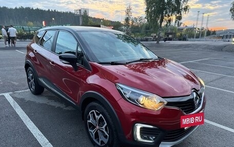 Renault Kaptur I рестайлинг, 2019 год, 1 750 000 рублей, 10 фотография