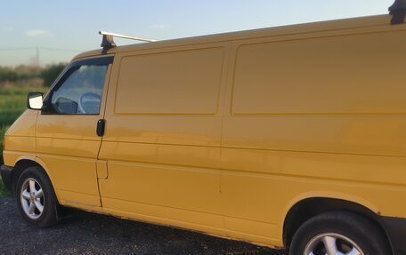 Volkswagen Transporter T4, 2002 год, 650 000 рублей, 2 фотография