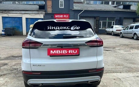 Geely Atlas, 2023 год, 1 514 000 рублей, 8 фотография