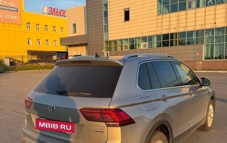 Volkswagen Tiguan II, 2017 год, 2 499 000 рублей, 3 фотография