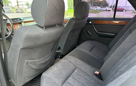 Mercedes-Benz E-Класс, 1994 год, 550 000 рублей, 9 фотография