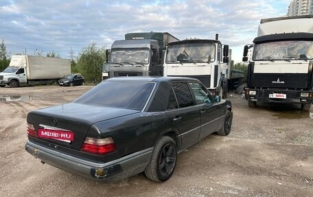 Mercedes-Benz E-Класс, 1994 год, 550 000 рублей, 4 фотография