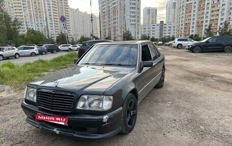 Mercedes-Benz E-Класс, 1994 год, 550 000 рублей, 2 фотография