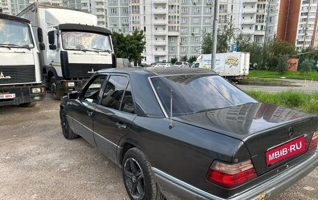 Mercedes-Benz E-Класс, 1994 год, 550 000 рублей, 6 фотография