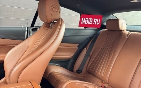 Mercedes-Benz E-Класс, 2019 год, 3 100 000 рублей, 4 фотография