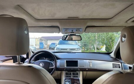 Jaguar XF I рестайлинг, 2012 год, 2 500 000 рублей, 22 фотография