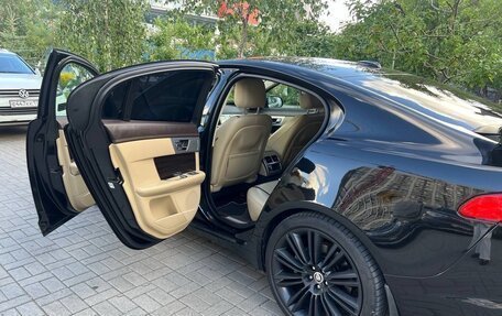 Jaguar XF I рестайлинг, 2012 год, 2 500 000 рублей, 28 фотография