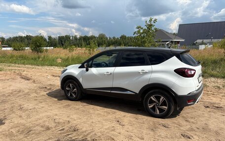 Renault Kaptur I рестайлинг, 2017 год, 1 000 000 рублей, 6 фотография
