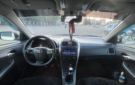 Toyota Corolla, 2013 год, 1 300 000 рублей, 9 фотография