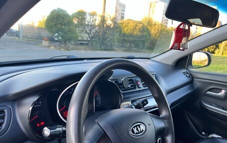 KIA Rio III рестайлинг, 2012 год, 730 000 рублей, 3 фотография