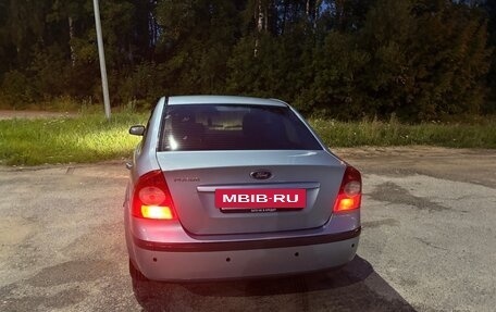 Ford Focus II рестайлинг, 2005 год, 330 000 рублей, 3 фотография