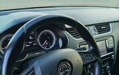 Skoda Octavia, 2018 год, 1 900 000 рублей, 14 фотография