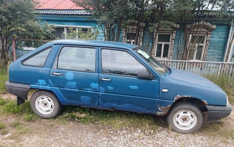 ИЖ 2126 «Ода», 2003 год, 60 000 рублей, 2 фотография