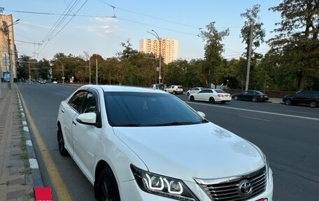 Toyota Camry, 2012 год, 1 800 000 рублей, 4 фотография