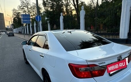Toyota Camry, 2012 год, 1 800 000 рублей, 7 фотография