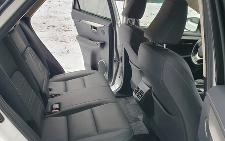 Lexus NX I, 2016 год, 2 550 000 рублей, 12 фотография
