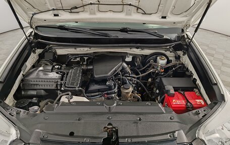Toyota Land Cruiser Prado 150 рестайлинг 2, 2020 год, 5 550 000 рублей, 9 фотография