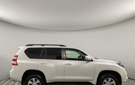 Toyota Land Cruiser Prado 150 рестайлинг 2, 2020 год, 5 550 000 рублей, 4 фотография