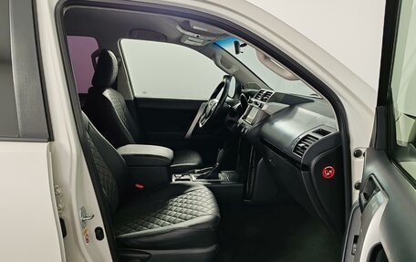 Toyota Land Cruiser Prado 150 рестайлинг 2, 2020 год, 5 550 000 рублей, 27 фотография