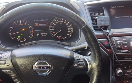 Nissan Pathfinder, 2015 год, 1 650 000 рублей, 4 фотография