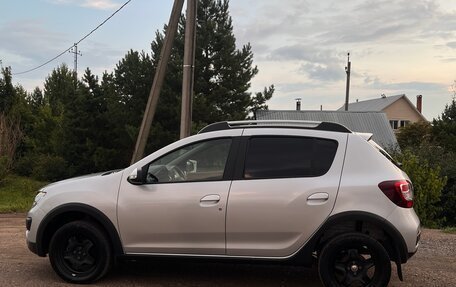 Renault Sandero II рестайлинг, 2016 год, 1 050 000 рублей, 4 фотография
