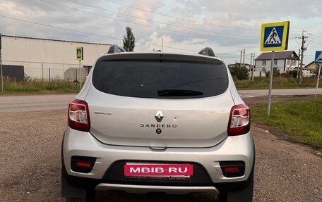 Renault Sandero II рестайлинг, 2016 год, 1 050 000 рублей, 2 фотография