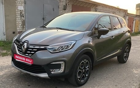 Renault Kaptur I рестайлинг, 2021 год, 1 520 000 рублей, 3 фотография
