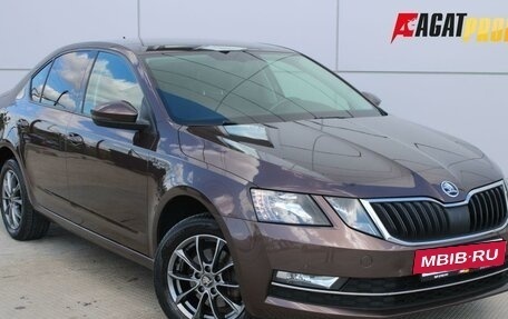 Skoda Octavia, 2019 год, 1 889 000 рублей, 3 фотография