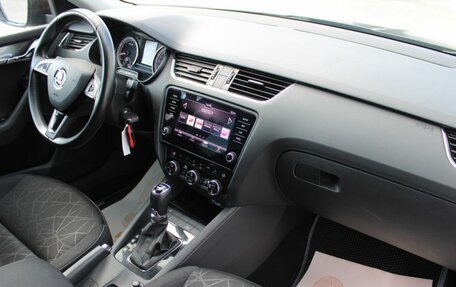 Skoda Octavia, 2019 год, 1 889 000 рублей, 17 фотография