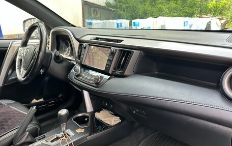 Toyota RAV4, 2019 год, 2 230 000 рублей, 7 фотография