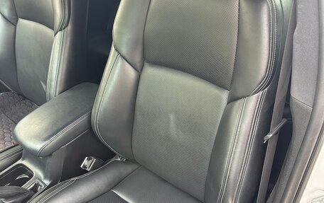 Toyota RAV4, 2019 год, 2 230 000 рублей, 10 фотография