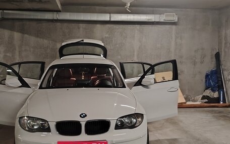 BMW 1 серия, 2010 год, 900 000 рублей, 9 фотография