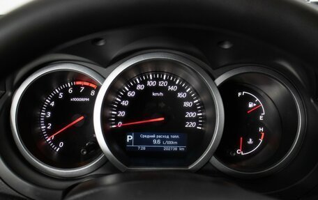 Suzuki Grand Vitara, 2011 год, 1 120 000 рублей, 12 фотография