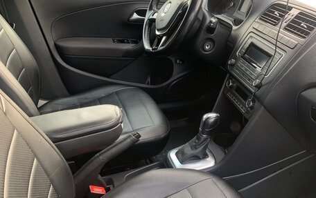 Volkswagen Polo VI (EU Market), 2018 год, 1 200 000 рублей, 12 фотография