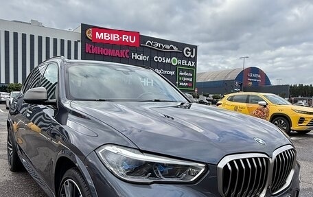 BMW X5, 2019 год, 5 400 000 рублей, 3 фотография