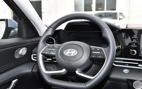 Hyundai Elantra, 2025 год, 1 929 121 рублей, 21 фотография