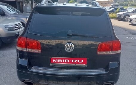 Volkswagen Touareg III, 2006 год, 630 000 рублей, 2 фотография